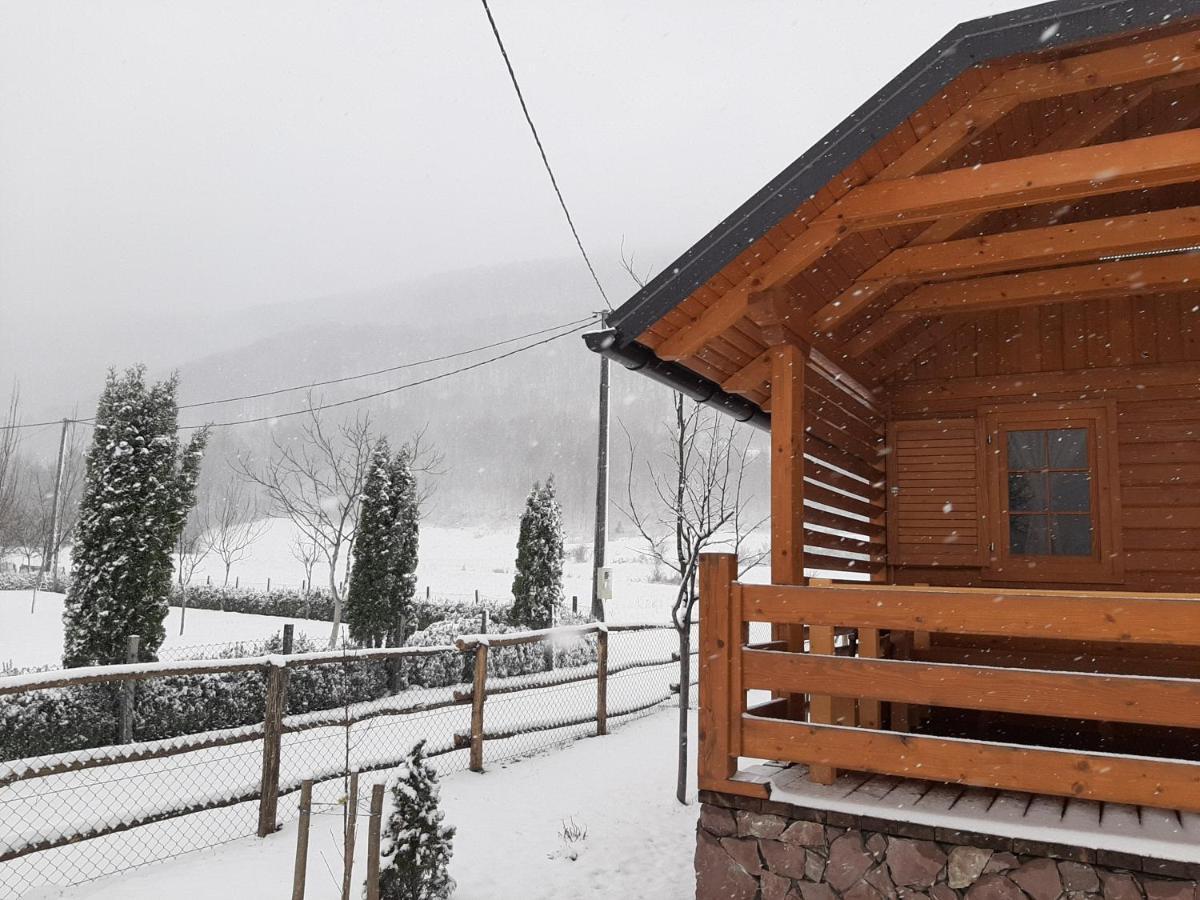 הוילה Bihać Wooden House Ripac מראה חיצוני תמונה