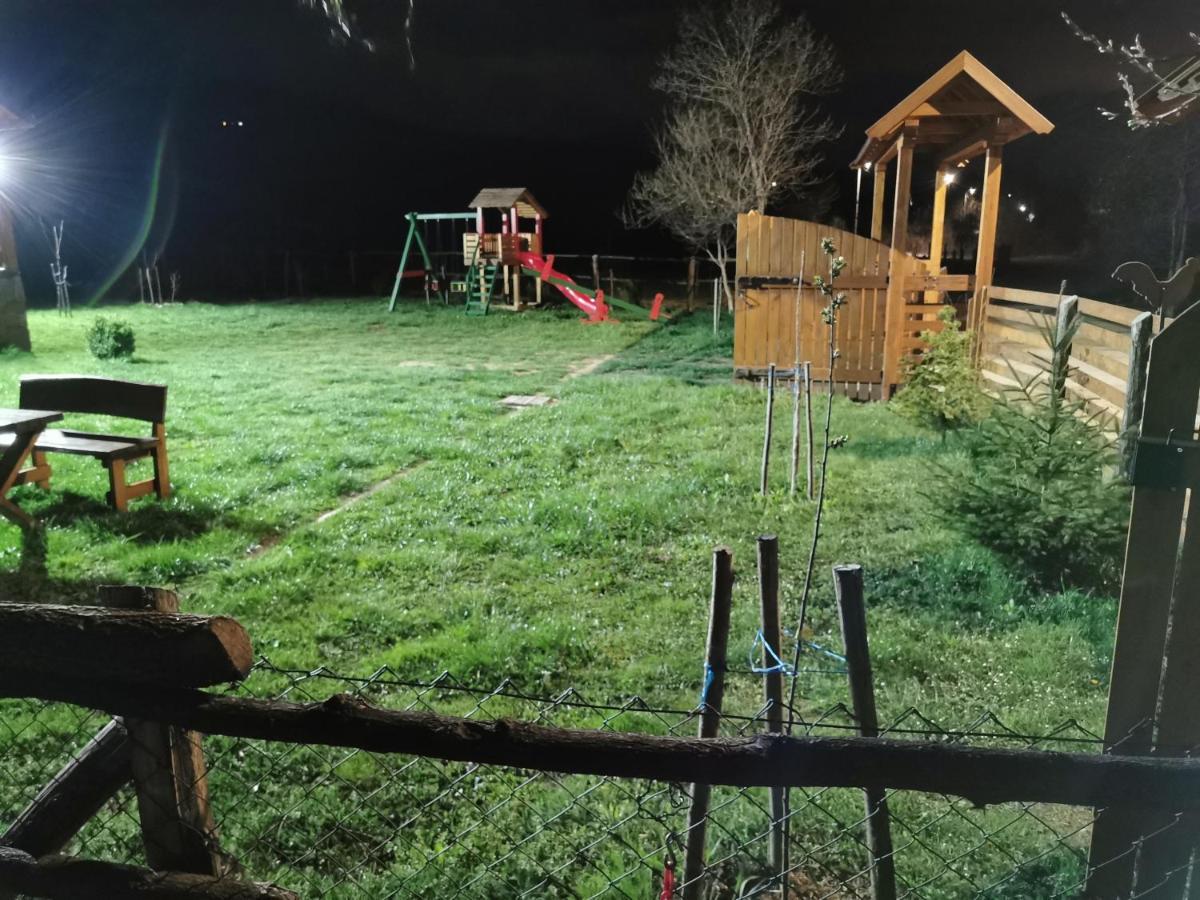 הוילה Bihać Wooden House Ripac מראה חיצוני תמונה